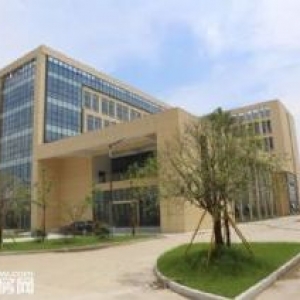 武康工业区33亩地12000方厂房出售，单层多层都有，证件齐