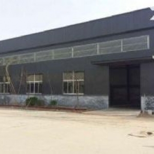 出租德清雷甸2500方单层厂房，有油漆环评，可做油漆，喷砂，