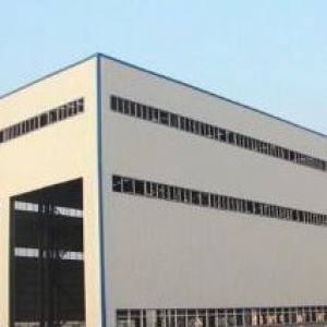 出租德清武康开发区25000方单层带行车全新厂房，租金25元